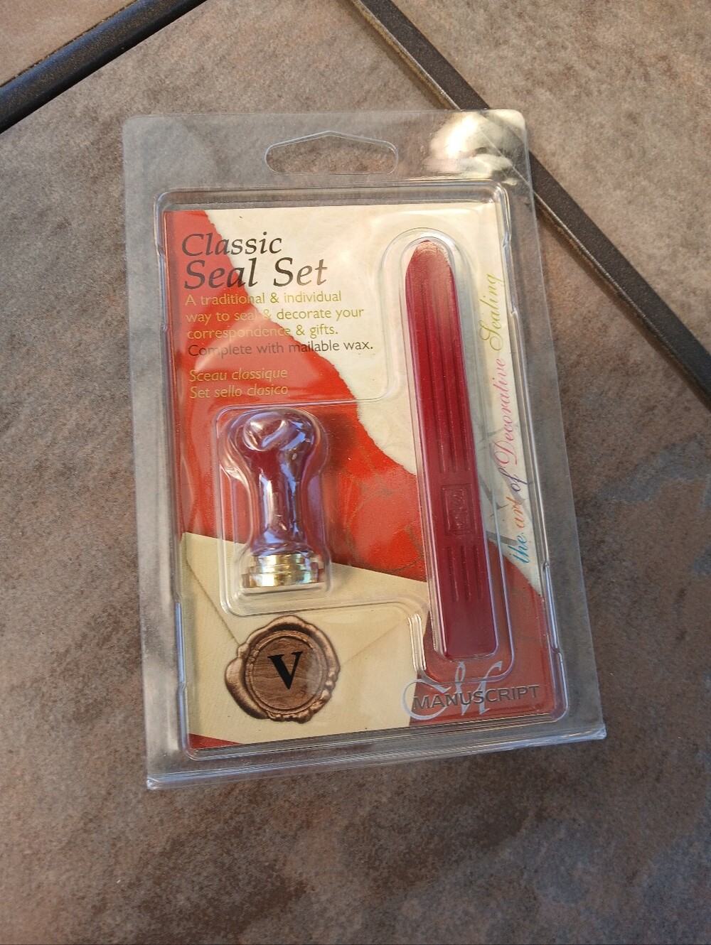 Classic Seal Set Wax Seal Kit in Red - Letter "V"